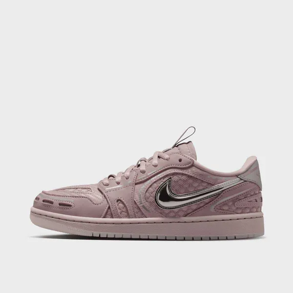 Jordan 1 lichtroze