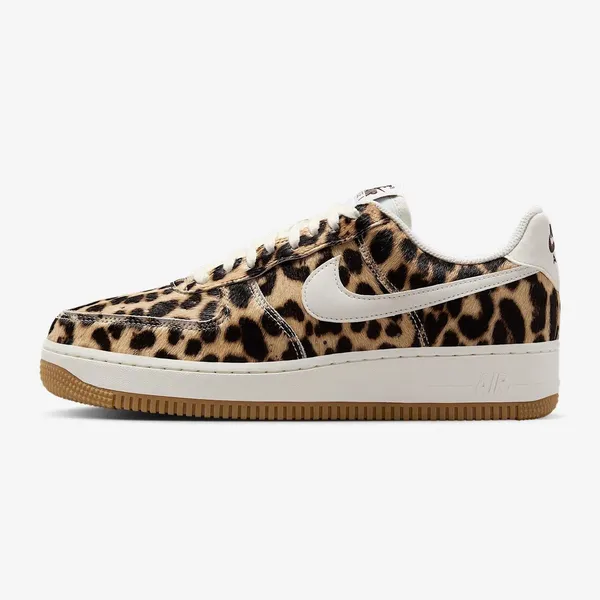 Nike Air Force 1 Low - Dames - Baroque Brown - Maat EU 47.5 Triple White — vergelijk prijzen bij 1 winkel