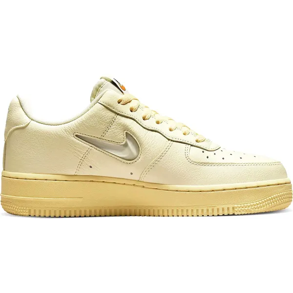 Nike Air Force 1 0'7 LX Licht geel — vergelijk prijzen bij 1 winkel