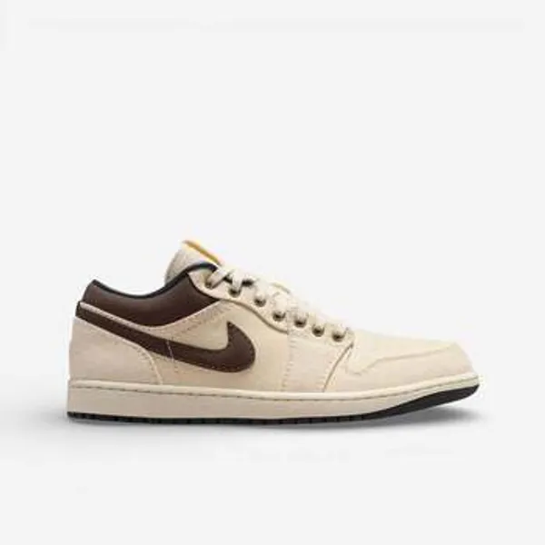 Nike Lage Sneakers Jordan 1 Low Premium Pale Ivory Off Noir Baroque Brown Bruin — vergelijk prijzen bij 1 winkel