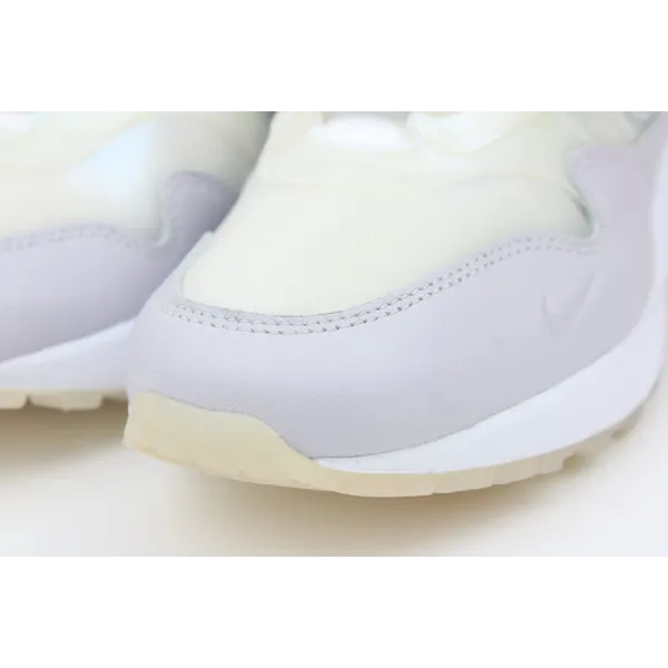 Nike Low-top of high-top white — vergelijk prijzen bij 1 winkel