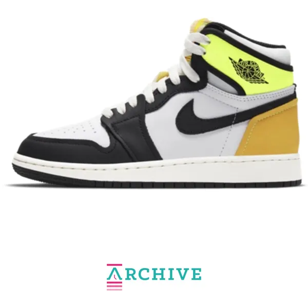 Nike Low-top of high-top white — vergelijk prijzen bij 1 winkel