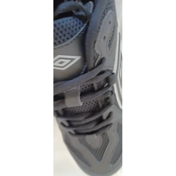 Umbro Addison Sneakers – Tijdloze Zwarte Classics (Maat 44) Zwart — vergelijk prijzen bij 1 winkel