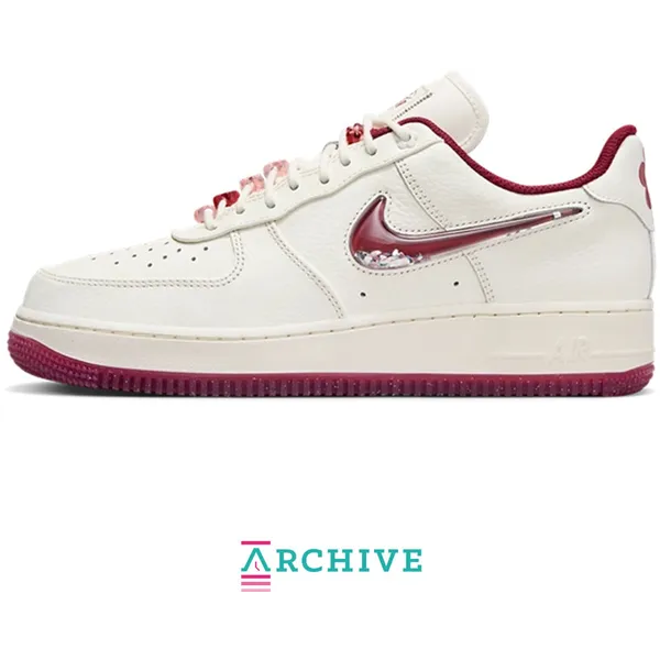 Nike Low-top of high-top white — vergelijk prijzen bij 1 winkel