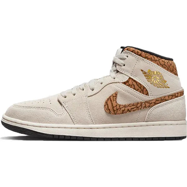 Nike Low-top of high-top white — vergelijk prijzen bij 1 winkel