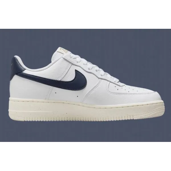 Nike AIR FORCE 1 07 NN Beige / Donker blauw / Wit — vergelijk prijzen bij 1 winkel