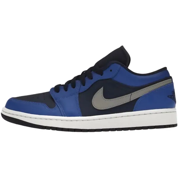 Nike Low-top of high-top white