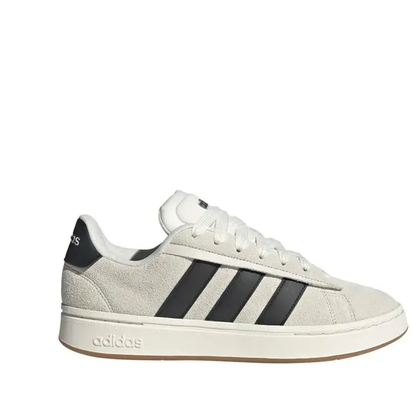 Adidas Sneakers Off White / Core Black / Gum10