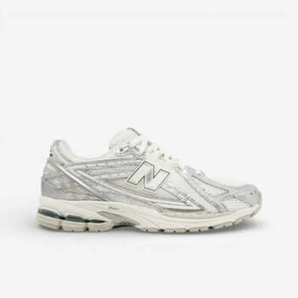 New Balance Lage Sneakers New Balance 1906R Silver Metallic Sea Salt — vergelijk prijzen bij 1 winkel