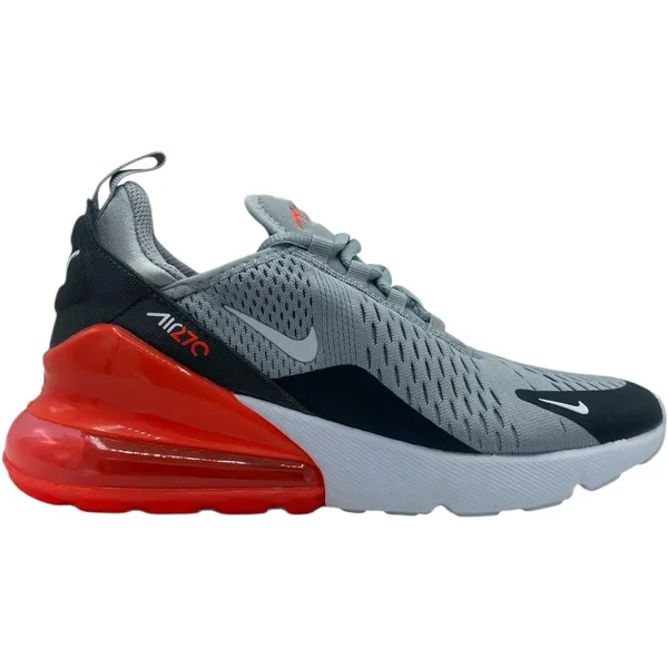 Nike Air Max 270 Zie foto’s