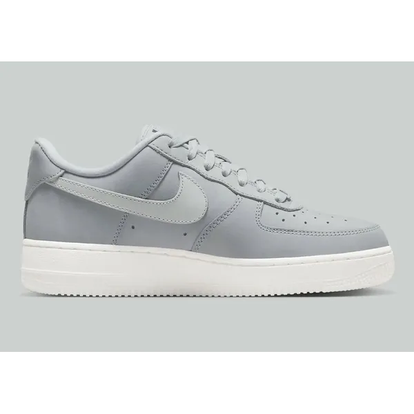 Nike Air Force 1 '07 Premium Grijs