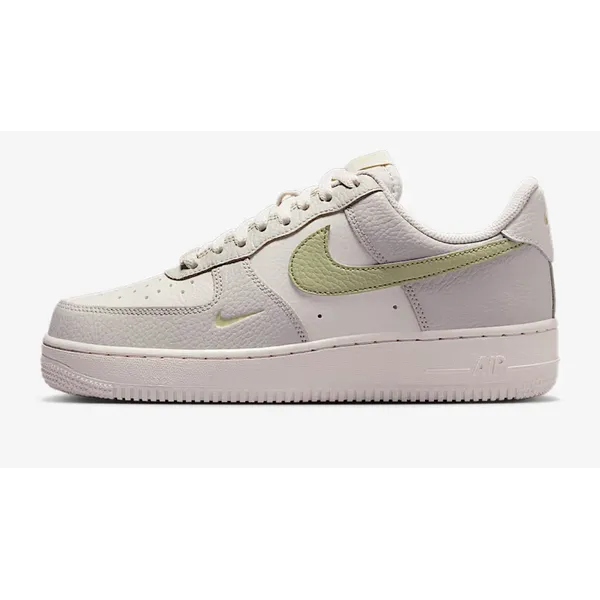 Nike Air Force 1 '07 Dames Sneakers Maat 35.5