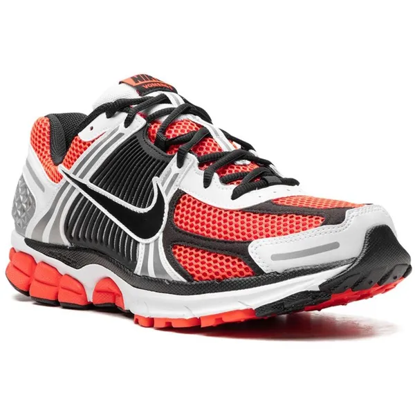 Nike Nike Zoom Vomero 5 SE - Unisex Sneaker - Zwart/Rood/Wit — vergelijk prijzen bij 1 winkel