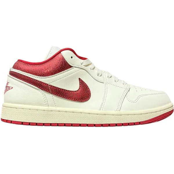 Jordan Jordan Nike - Air Jordan 1 Low (Special Edition) - Sneakers - Varsity Red — vergelijk prijzen bij 1 winkel