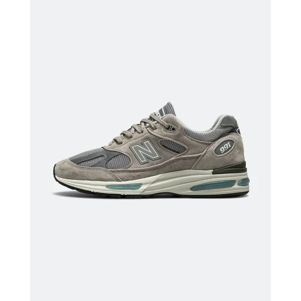New Balance New Balance 991 V2 - Maat 39.5 - Made in England - Grijs - Sneakers Unisex — vergelijk prijzen bij 1 winkel