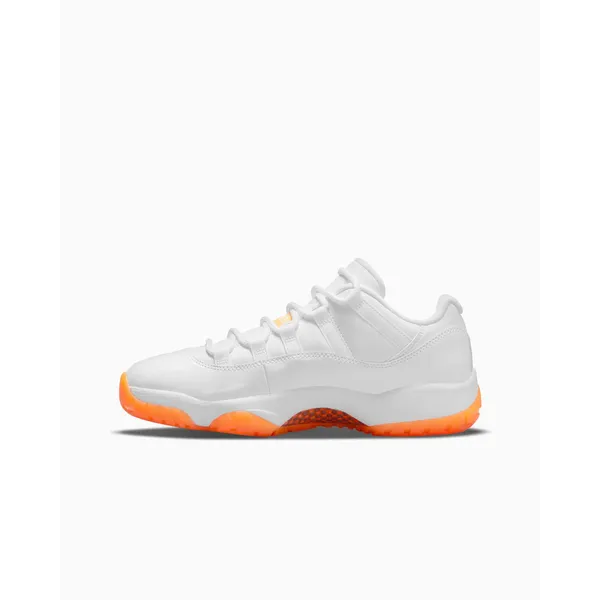 Nike Nike Air Jordan 11 Retro Low - Limited Edition - Dames - Sneaker - Basketbal - Wit/Oranje - Maat 37.5 - LET OP! Doos Zonder Deksel — vergelijk prijzen bij 1 winkel