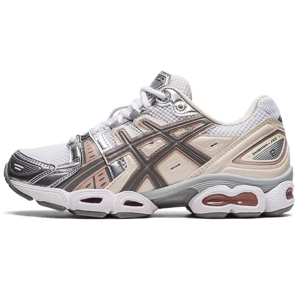 Asics Low-top of high-top white