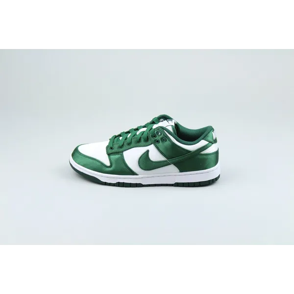 Nike Nike Dunk Low 'Satin Green' maat 36.5. — vergelijk prijzen bij 1 winkel