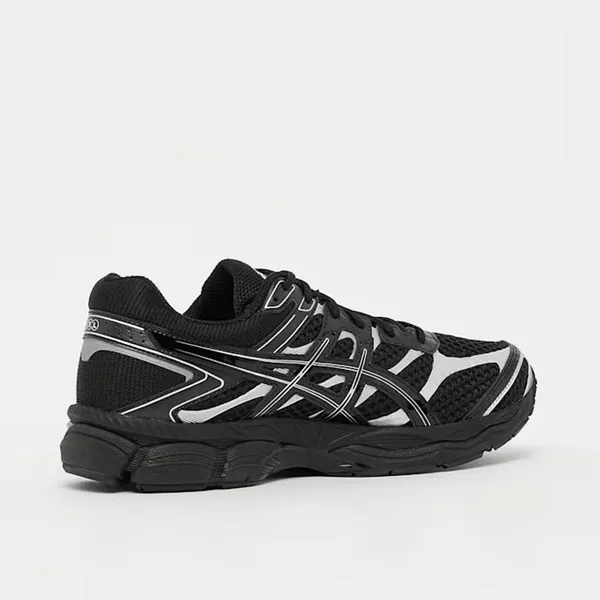ASICS ASICS Gel-Cumulus 16 Maat 39.5 Zwart Zilver — vergelijk prijzen bij 1 winkel
