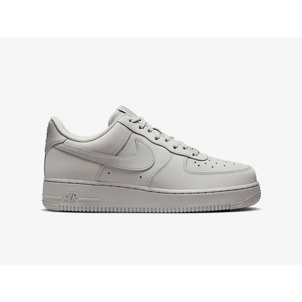 Nike Air Force 1 '07 gebroken wit