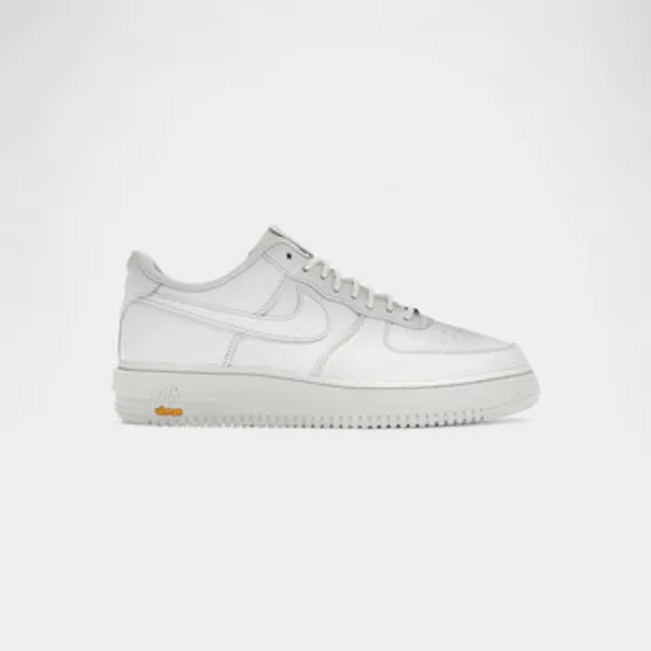 Nike Lage Sneakers Nike Air Force 1 Low Gore-Tex Vibram Summit White — vergelijk prijzen bij 1 winkel
